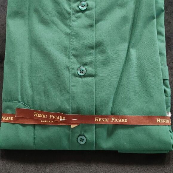 HENRI PICARD BY DON JONATHAN HUNTER GREEN DRESS SHIRT. - Picture 2 of 3